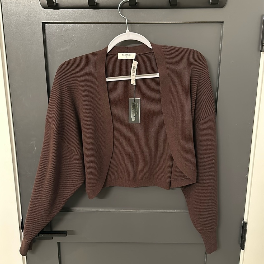 Brown cropped shrug. NWT